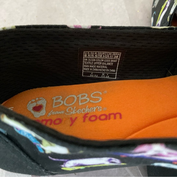 Skechers Bobs “Wag Town” Dogs on skateboards shoes Size 8.5 - Picture 11 of 12